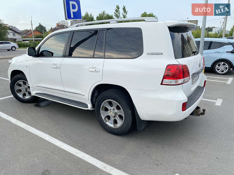 Внедорожник / Кроссовер Toyota Land Cruiser 2011 в Киеве