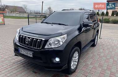 Внедорожник / Кроссовер Toyota Land Cruiser 2013 в Новоукраинке