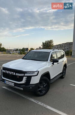 Внедорожник / Кроссовер Toyota Land Cruiser 2022 в Киеве