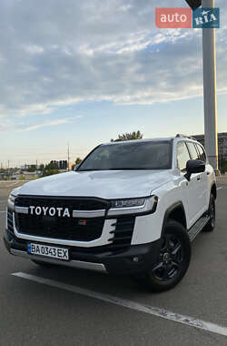 Внедорожник / Кроссовер Toyota Land Cruiser 2022 в 