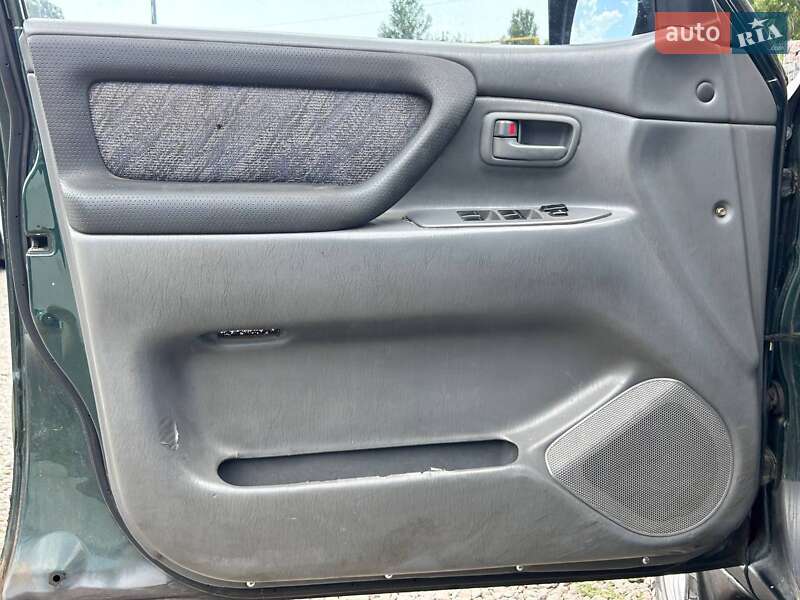 Внедорожник / Кроссовер Toyota Land Cruiser 1999 в Одессе фото 12 Внедорожник / Кроссовер Toyota Land Cruiser 1999 в Одессе