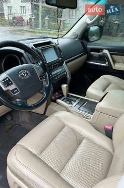 Позашляховик / Кросовер Toyota Land Cruiser 2008 в 