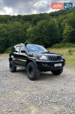 Позашляховик / Кросовер Toyota Land Cruiser 2005 в Сваляві