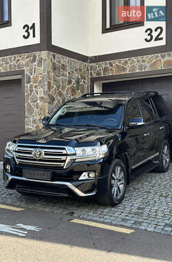 Позашляховик / Кросовер Toyota Land Cruiser 2016 в Івано-Франківську