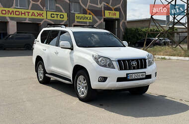 Внедорожник / Кроссовер Toyota Land Cruiser 2010 в Вознесенске
