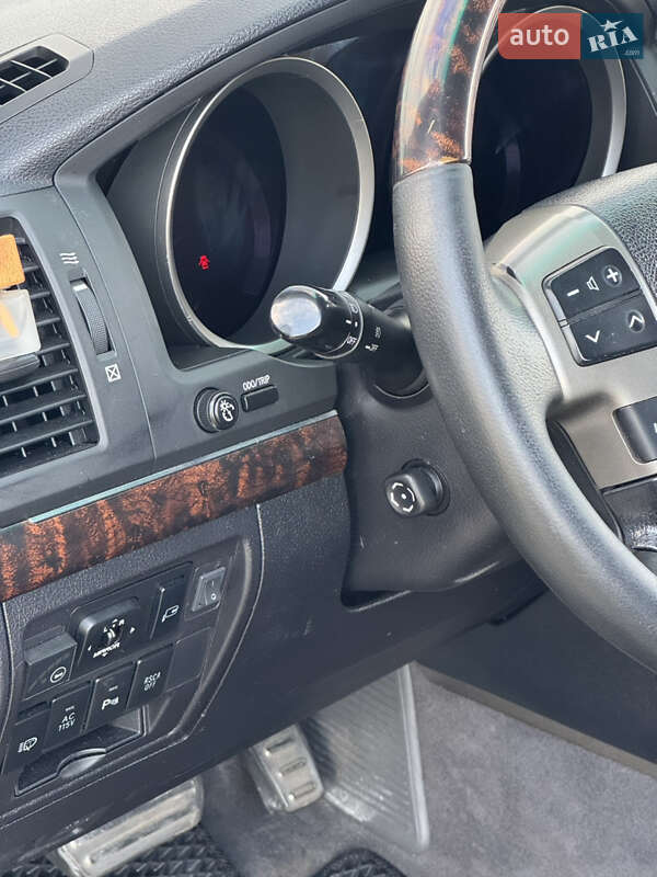 Внедорожник / Кроссовер Toyota Land Cruiser 2008 в Киеве фото 14 Внедорожник / Кроссовер Toyota Land Cruiser 2008 в Киеве