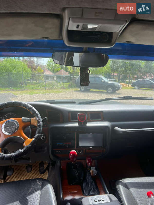 Внедорожник / Кроссовер Toyota Land Cruiser 1996 в Хусте