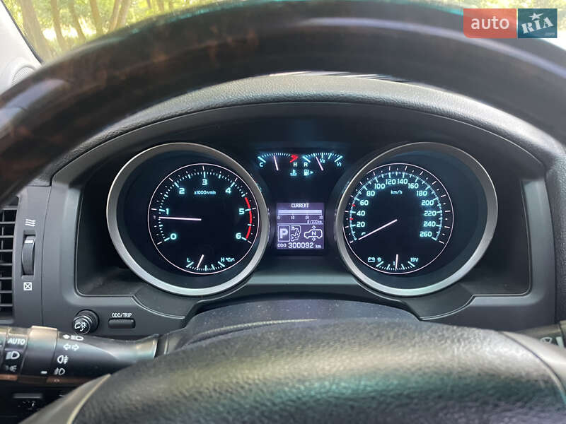 Позашляховик / Кросовер Toyota Land Cruiser 2011 в Лубнах фото 36 Позашляховик / Кросовер Toyota Land Cruiser 2011 в Лубнах