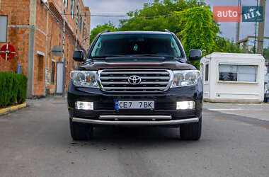 Внедорожник / Кроссовер Toyota Land Cruiser 2007 в Черновцах