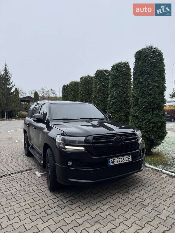 Toyota Land Cruiser 2020