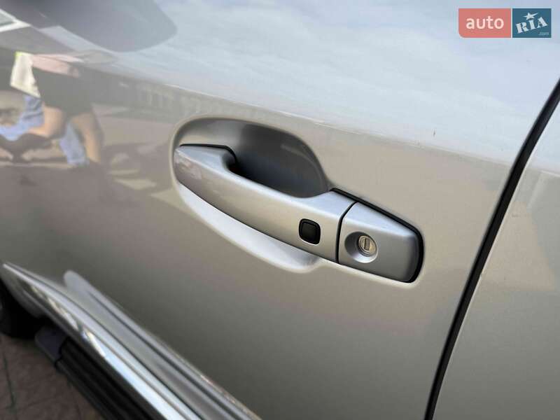 Внедорожник / Кроссовер Toyota Land Cruiser 2011 в Львове