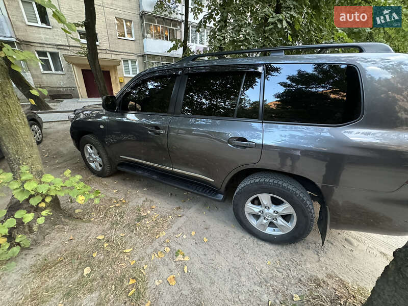 Позашляховик / Кросовер Toyota Land Cruiser 2011 в Львові фото 60 Позашляховик / Кросовер Toyota Land Cruiser 2011 в Львові