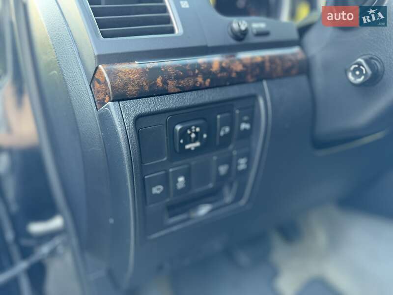 Позашляховик / Кросовер Toyota Land Cruiser 2014 в Трускавці фото 59 Позашляховик / Кросовер Toyota Land Cruiser 2014 в Трускавці