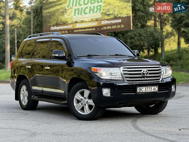 Позашляховик / Кросовер Toyota Land Cruiser 2014 в Трускавці фото 77 Позашляховик / Кросовер Toyota Land Cruiser 2014 в Трускавці