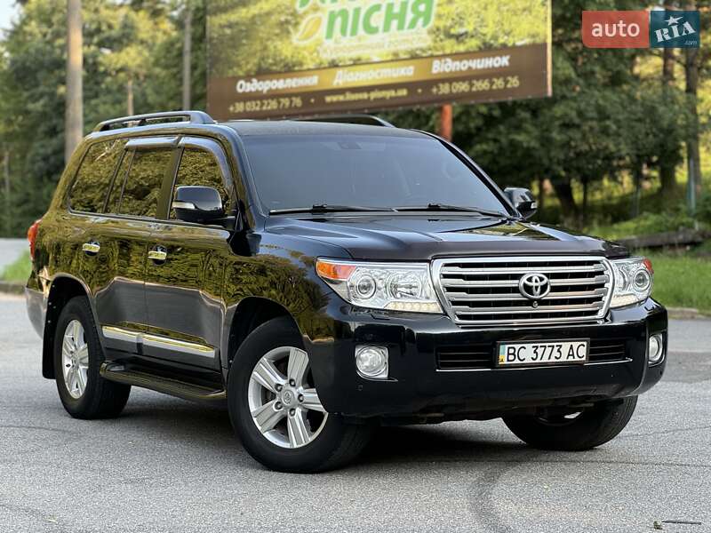 Позашляховик / Кросовер Toyota Land Cruiser 2014 в Трускавці фото 80 Позашляховик / Кросовер Toyota Land Cruiser 2014 в Трускавці