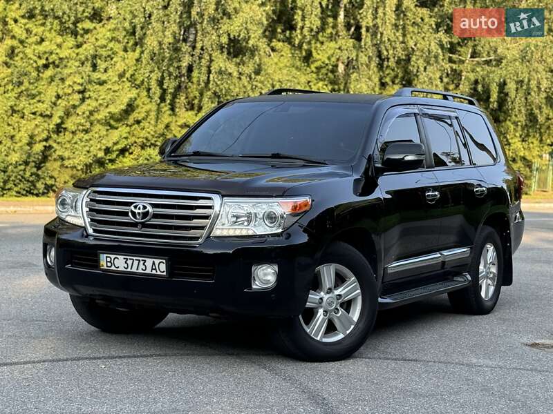 Позашляховик / Кросовер Toyota Land Cruiser 2014 в Трускавці фото 86 Позашляховик / Кросовер Toyota Land Cruiser 2014 в Трускавці