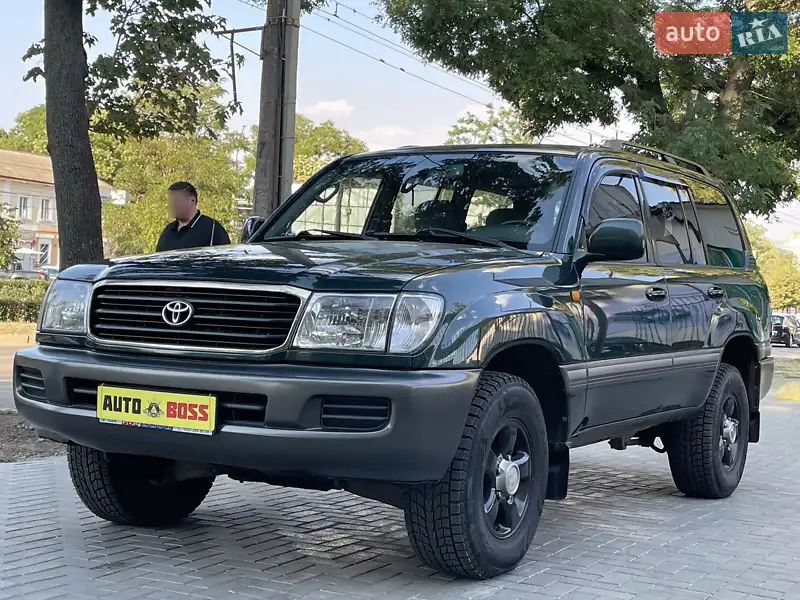 Toyota Land Cruiser 2001