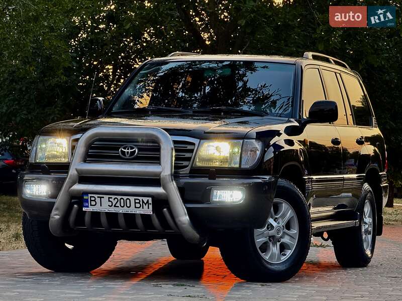 Toyota Land Cruiser 2004