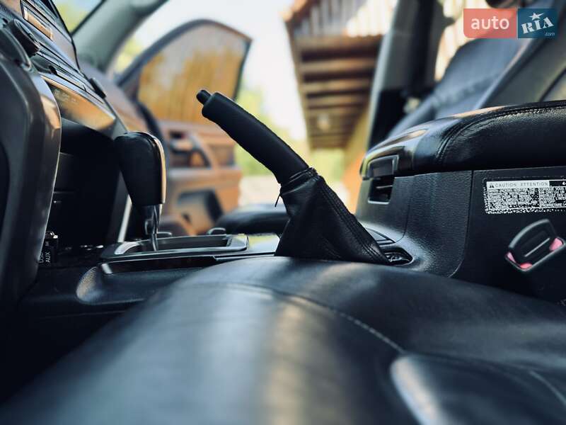 Внедорожник / Кроссовер Toyota Land Cruiser 2012 в Нижней Апше фото 17 Внедорожник / Кроссовер Toyota Land Cruiser 2012 в Нижней Апше