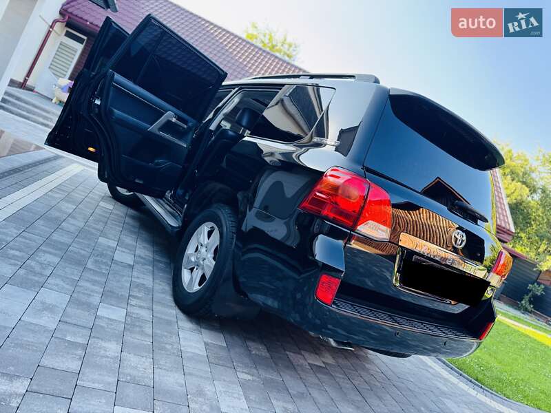 Внедорожник / Кроссовер Toyota Land Cruiser 2012 в Нижней Апше фото 55 Внедорожник / Кроссовер Toyota Land Cruiser 2012 в Нижней Апше