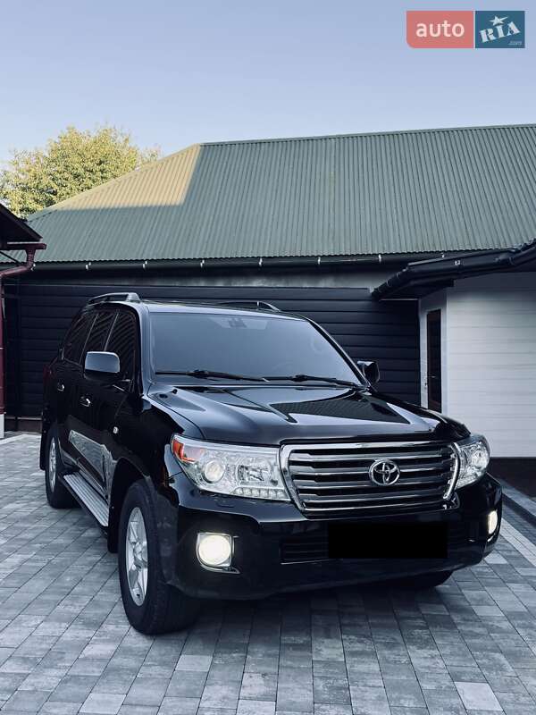 Внедорожник / Кроссовер Toyota Land Cruiser 2012 в Нижней Апше фото 90 Внедорожник / Кроссовер Toyota Land Cruiser 2012 в Нижней Апше