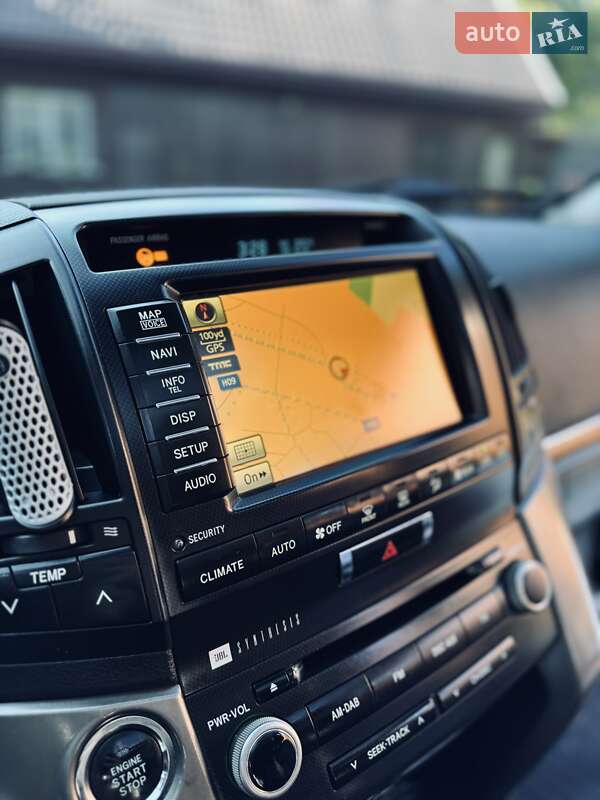 Внедорожник / Кроссовер Toyota Land Cruiser 2012 в Нижней Апше фото 142 Внедорожник / Кроссовер Toyota Land Cruiser 2012 в Нижней Апше