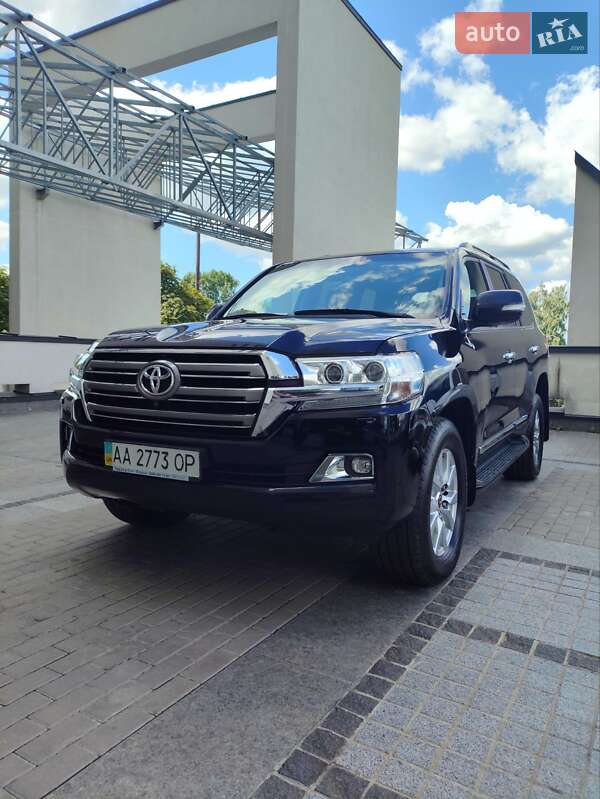 Позашляховик / Кросовер Toyota Land Cruiser 2016 в Києві фото Позашляховик / Кросовер Toyota Land Cruiser 2016 в Києві
