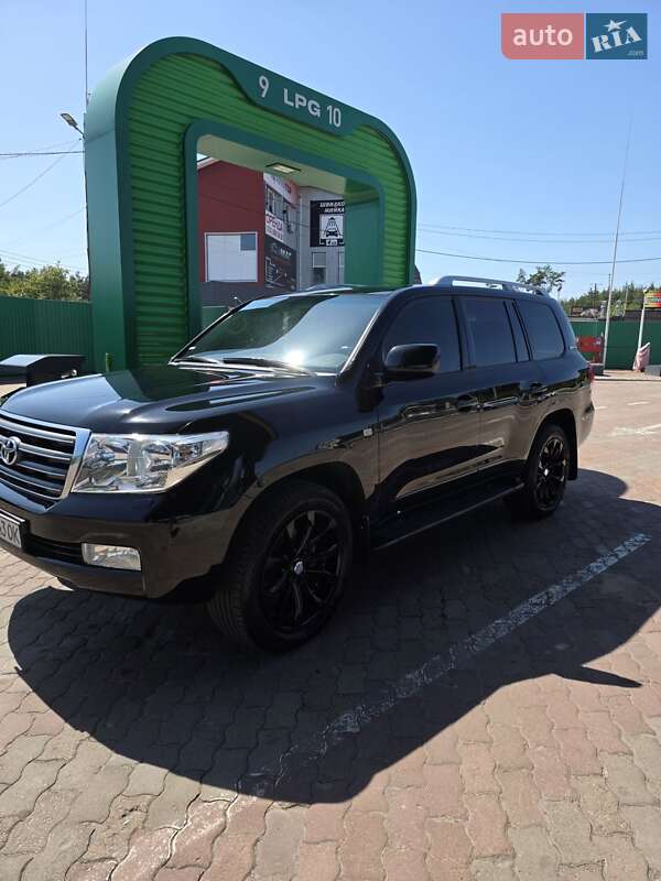 Внедорожник / Кроссовер Toyota Land Cruiser 2011 в Киеве