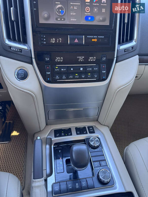 Внедорожник / Кроссовер Toyota Land Cruiser 2020 в Киеве фото 7 Внедорожник / Кроссовер Toyota Land Cruiser 2020 в Киеве