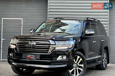 Внедорожник / Кроссовер Toyota Land Cruiser 2018 в Киеве