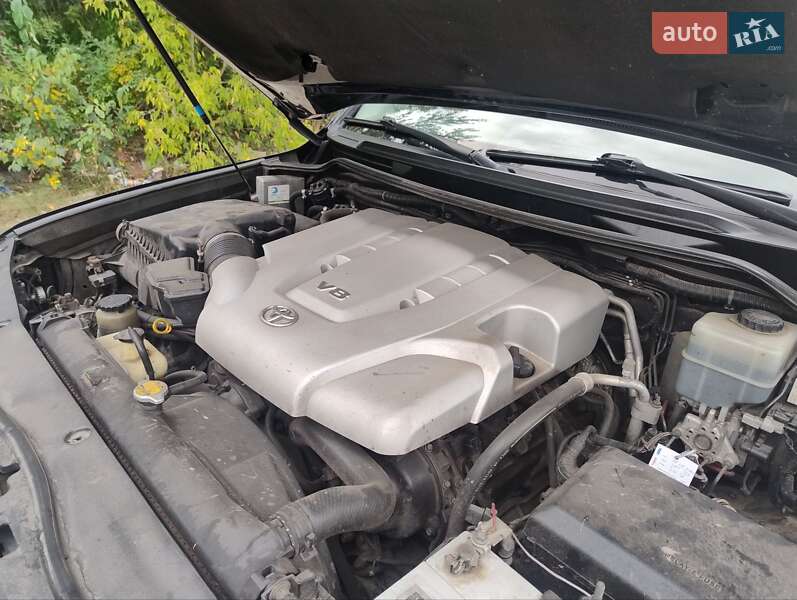 Внедорожник / Кроссовер Toyota Land Cruiser 2008 в Вараше