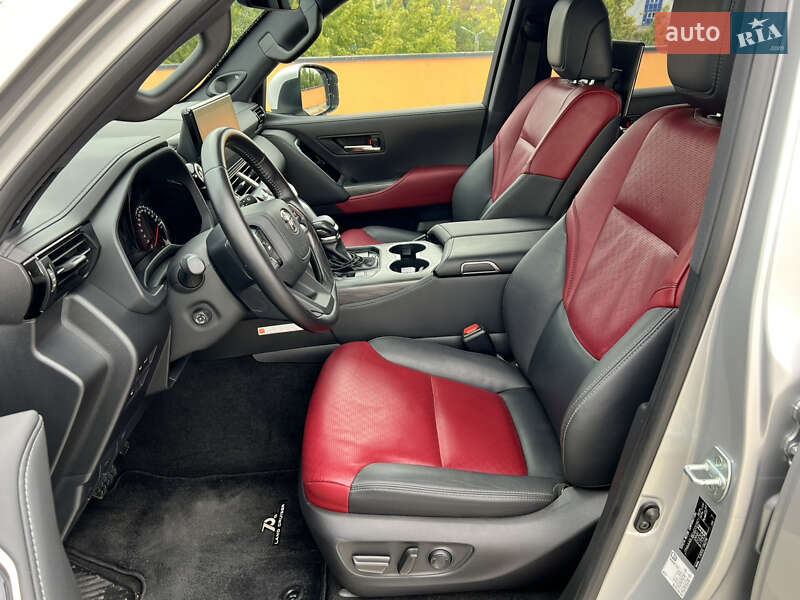 Внедорожник / Кроссовер Toyota Land Cruiser 2022 в Киеве