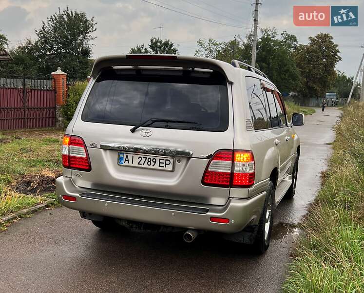 Внедорожник / Кроссовер Toyota Land Cruiser 2004 в Василькове