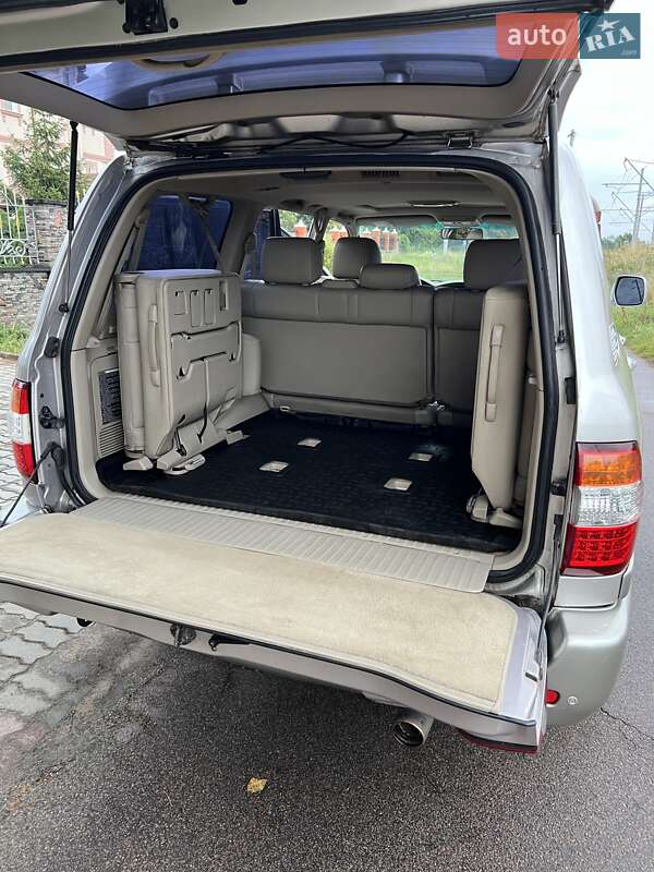 Внедорожник / Кроссовер Toyota Land Cruiser 2004 в Василькове