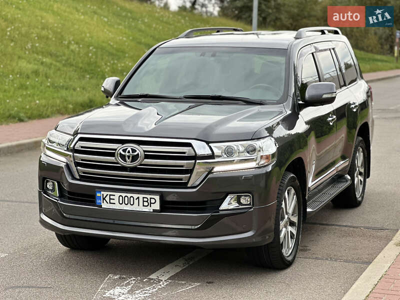 Toyota Land Cruiser 2020