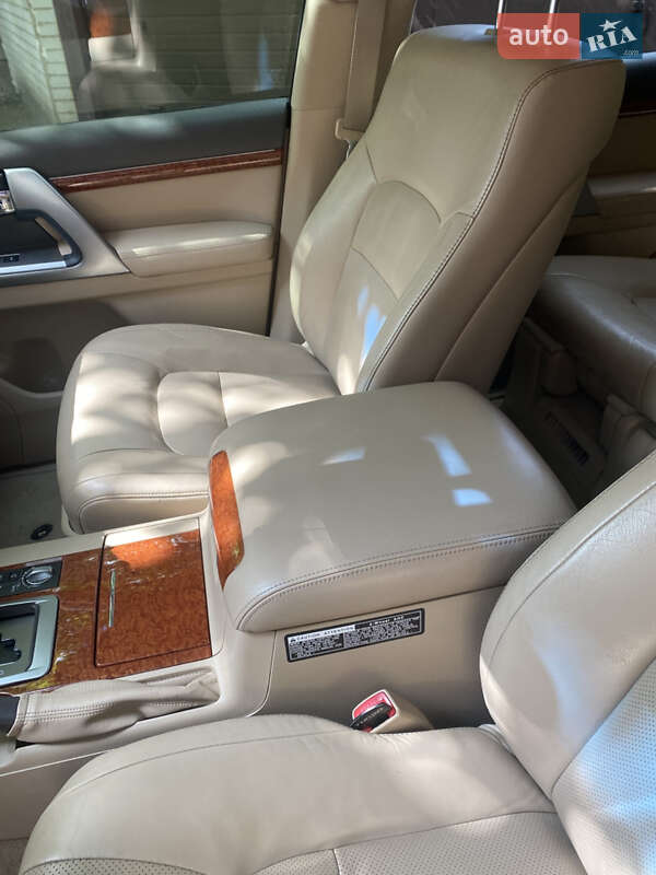 Внедорожник / Кроссовер Toyota Land Cruiser 2012 в Харькове