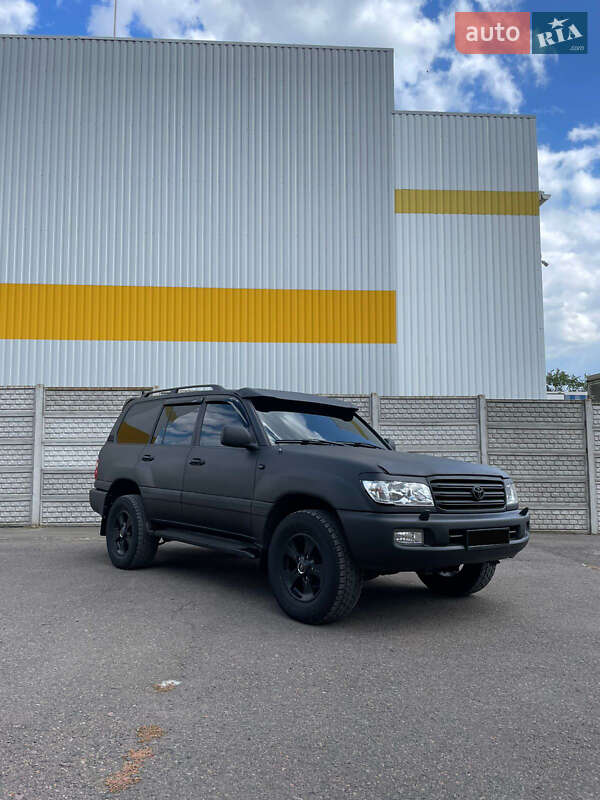Внедорожник / Кроссовер Toyota Land Cruiser 2002 в Виннице