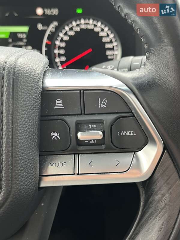 Внедорожник / Кроссовер Toyota Land Cruiser 2021 в Киеве