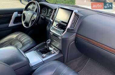 Внедорожник / Кроссовер Toyota Land Cruiser 2019 в 