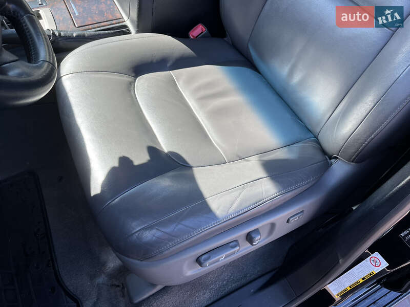 Внедорожник / Кроссовер Toyota Land Cruiser 2008 в Ровно фото 11 Внедорожник / Кроссовер Toyota Land Cruiser 2008 в Ровно