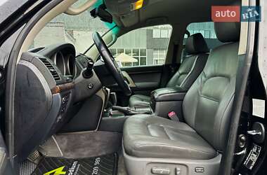 Позашляховик / Кросовер Toyota Land Cruiser 2008 в 