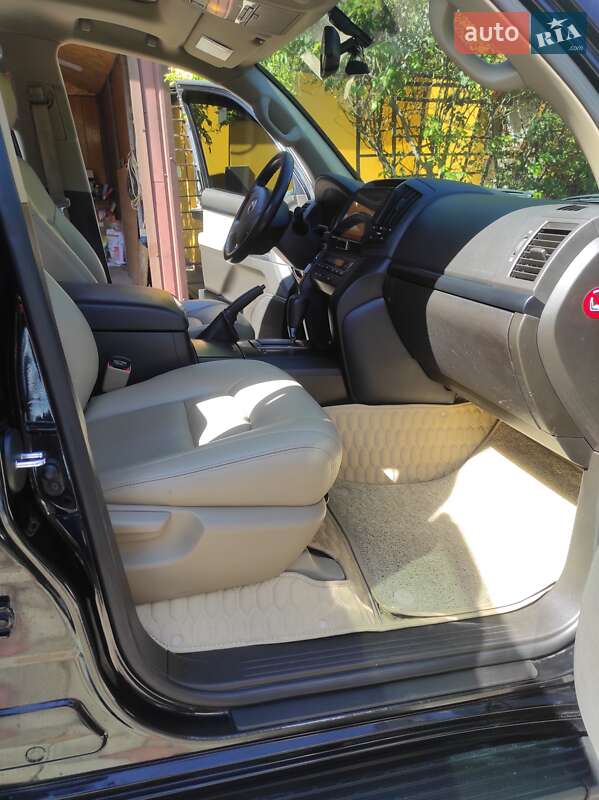Внедорожник / Кроссовер Toyota Land Cruiser 2008 в Киеве