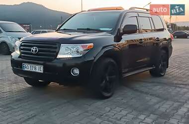 Внедорожник / Кроссовер Toyota Land Cruiser 2011 в Хусте