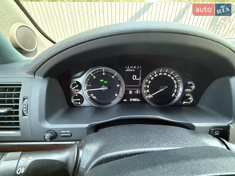 Позашляховик / Кросовер Toyota Land Cruiser 2019 в Дніпрі