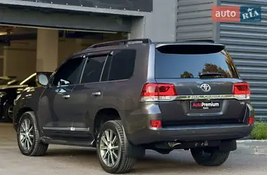 Toyota Land Cruiser 2016