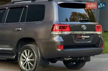 Toyota Land Cruiser 2016