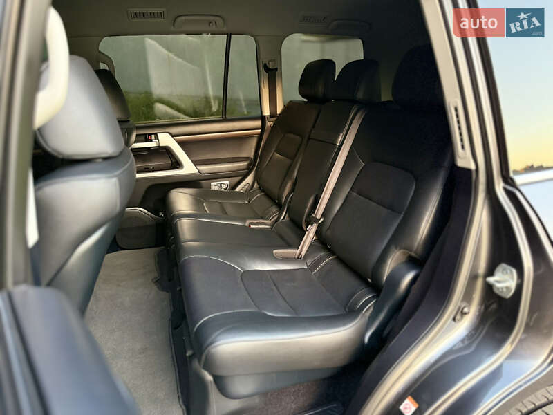 Внедорожник / Кроссовер Toyota Land Cruiser 2016 в Харькове