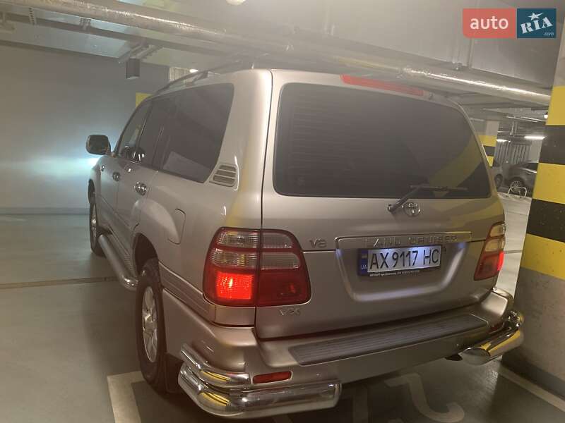 Внедорожник / Кроссовер Toyota Land Cruiser 2004 в Харькове фото 11 Внедорожник / Кроссовер Toyota Land Cruiser 2004 в Харькове