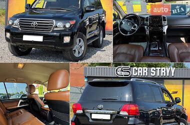 Позашляховик / Кросовер Toyota Land Cruiser 2014 в Сколе