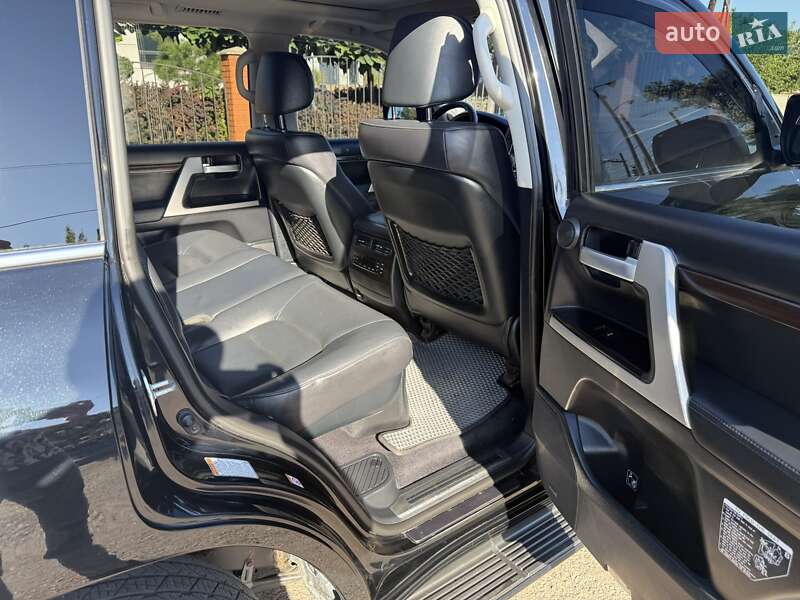 Внедорожник / Кроссовер Toyota Land Cruiser 2018 в Кривом Роге